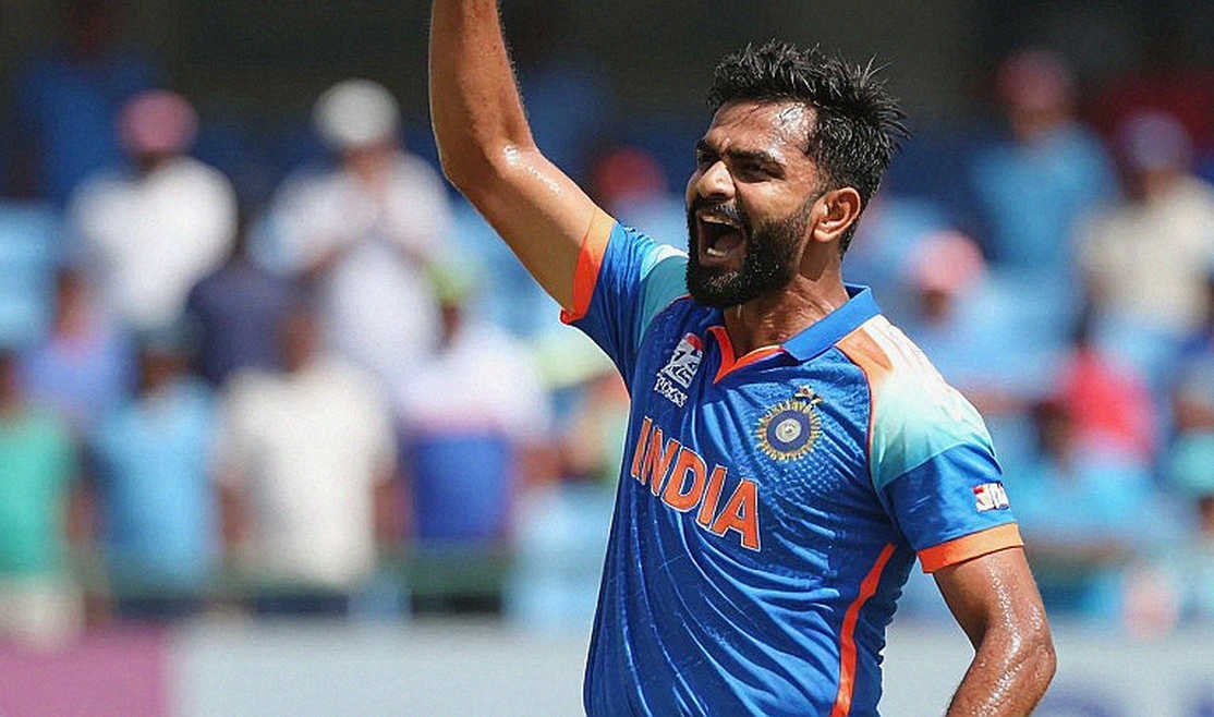 आठ कॉलम भरे, एक भी तथ्य नहीं: क्रिकेट कवरेज की डेटा पाइपलाइन में चुपचाप हुई नाकामी आठ कॉलम भरे, एक भी तथ्य नहीं: क्रिकेट कवरेज की डेटा पाइपलाइन में चुपचाप हुई नाकामी